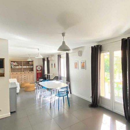 Villa Spacieuse Avec Terrasse Et Vue Mont Ventoux Entrechaux Eksteriør billede