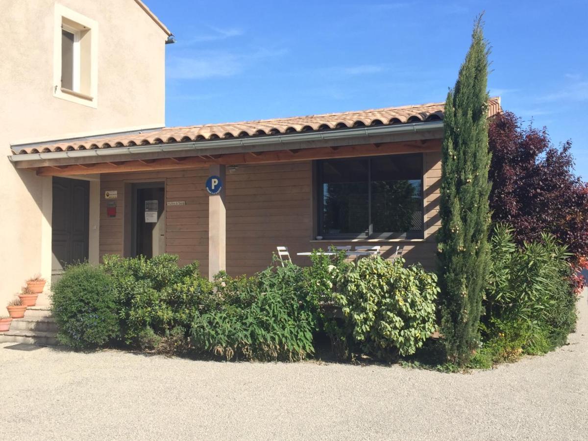 Villa Spacieuse Avec Terrasse Et Vue Mont Ventoux Entrechaux Eksteriør billede