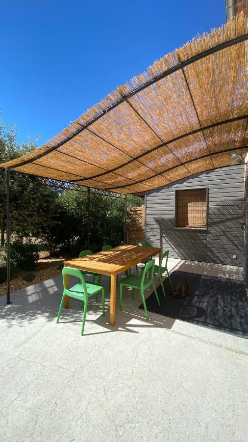 Villa Spacieuse Avec Terrasse Et Vue Mont Ventoux Entrechaux Eksteriør billede